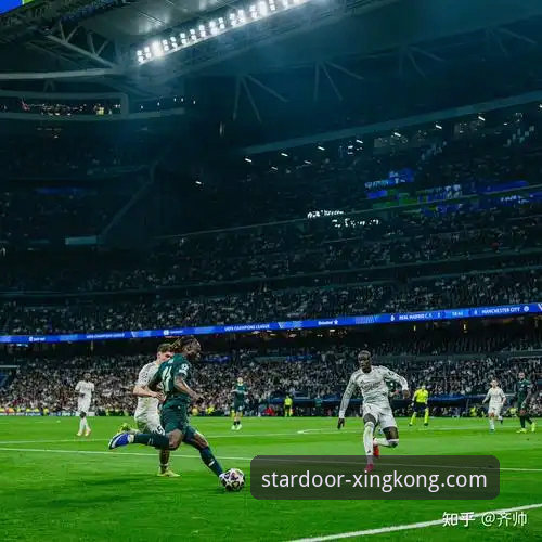 星空入口下载 巴尔韦德帽子戏法背后:一场战术博弈的全面解析